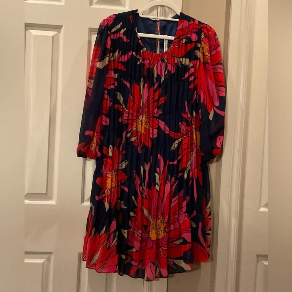 Trina Turk Silvery Floral Multicolor Mini Length Dress Size Large - Picture 6 of 10